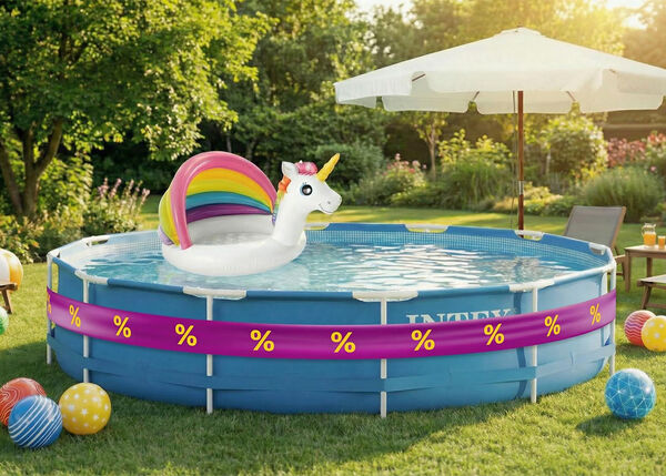 Swimming pool with a unicorn baby pool on top, wrapped in purple-yellow discount ribbon, inflatables, sun loungers and an umbrella in the garden. 
