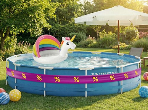 Swimming pool with a unicorn baby pool on top, wrapped in purple-yellow discount ribbon, inflatables, sun loungers and an umbrella in the garden. Click to see the products in the offer.