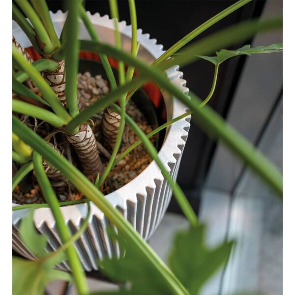 Showing Product Image 4 of 14