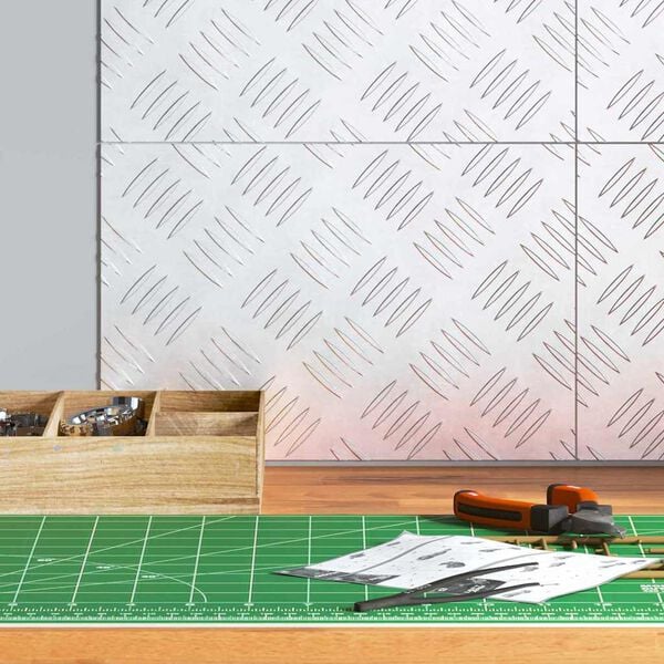 Showing Product Image 3 of 8