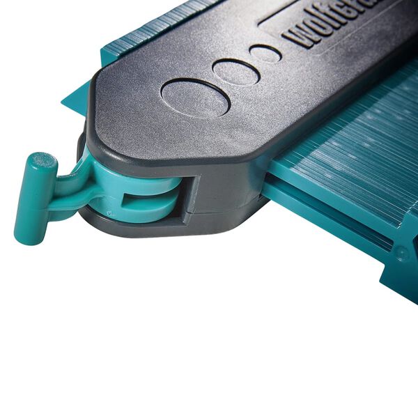 Showing Product Image 4 of 9