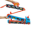Hot Wheels Toy Track Builder and Car Set Speedway Hauler