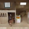 Kids Globe Farm Stables with 7 Boxes 1:24 610595