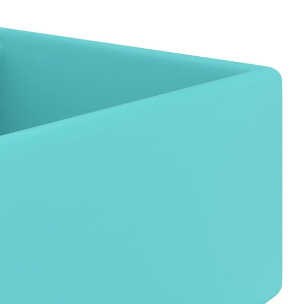 Showing Product Image 4 of 6