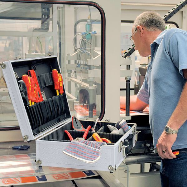 Draper Tools Aluminium Tool Case 33x46x15 cm Black