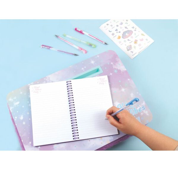 make it real Kids Lap Desk and Stationery Holowave