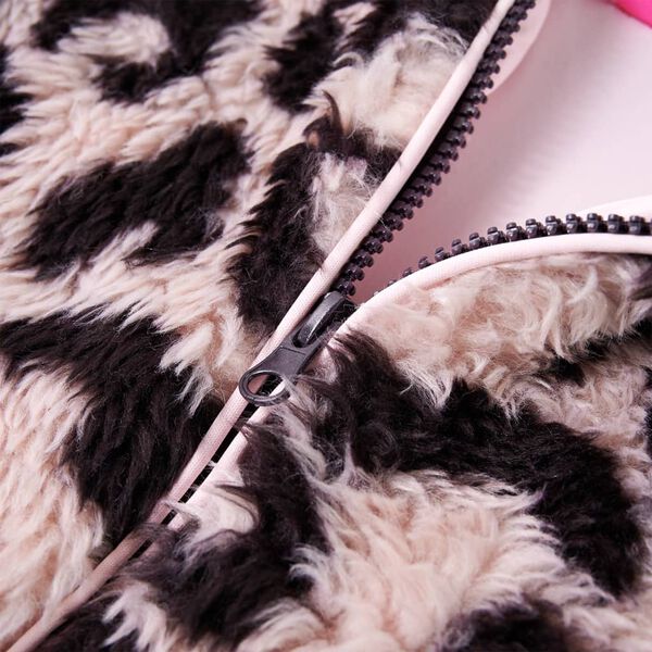 Showing Product Image 4 of 7