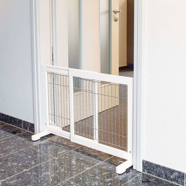 TRIXIE Dog Barrier Wood 65-108x61 cm