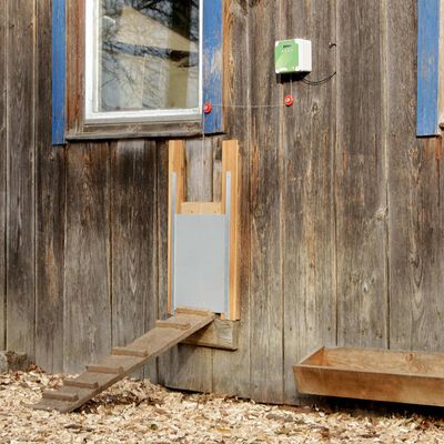 Kerbl Sliding Chicken Coop Door 43x40 cm