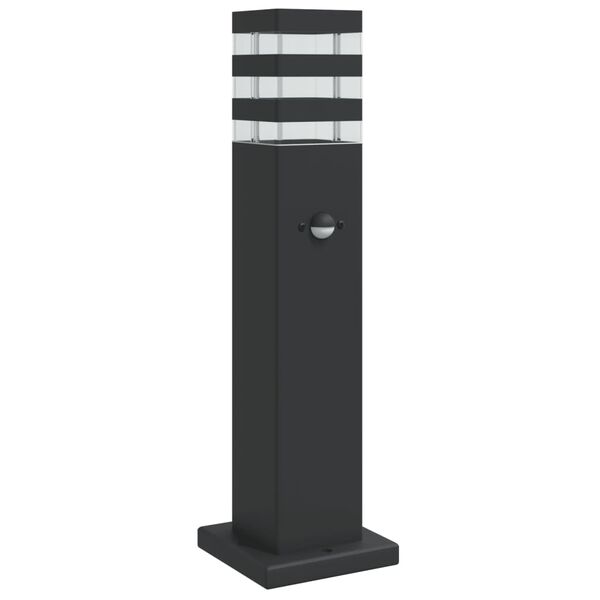 Showing Product Image 1 of 7