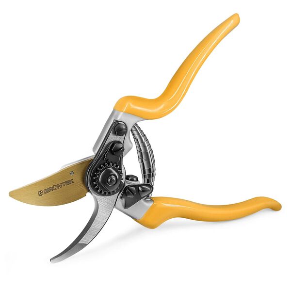 GRÜNTEK Garden Bypass Pruning Shears Z-25 for Right Handers 215 mm