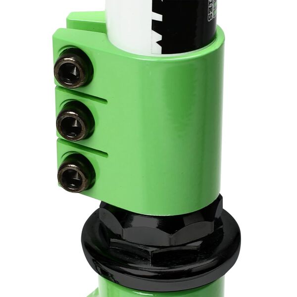 Black Dragon Stunt Scooter Vert Racer White and Green