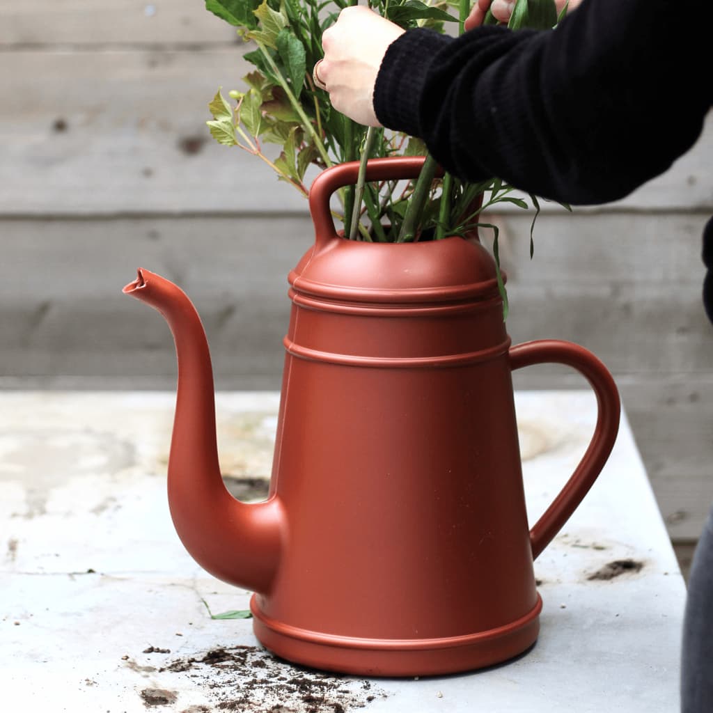 Capi Watering Can Xala Lungo 12 L Copper
